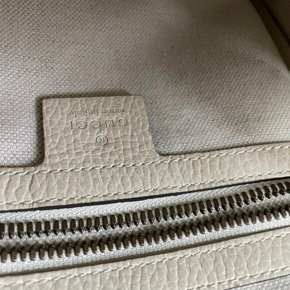 100% Authentic Gucci Leather Crossbody Bag - Picture 13 of 15